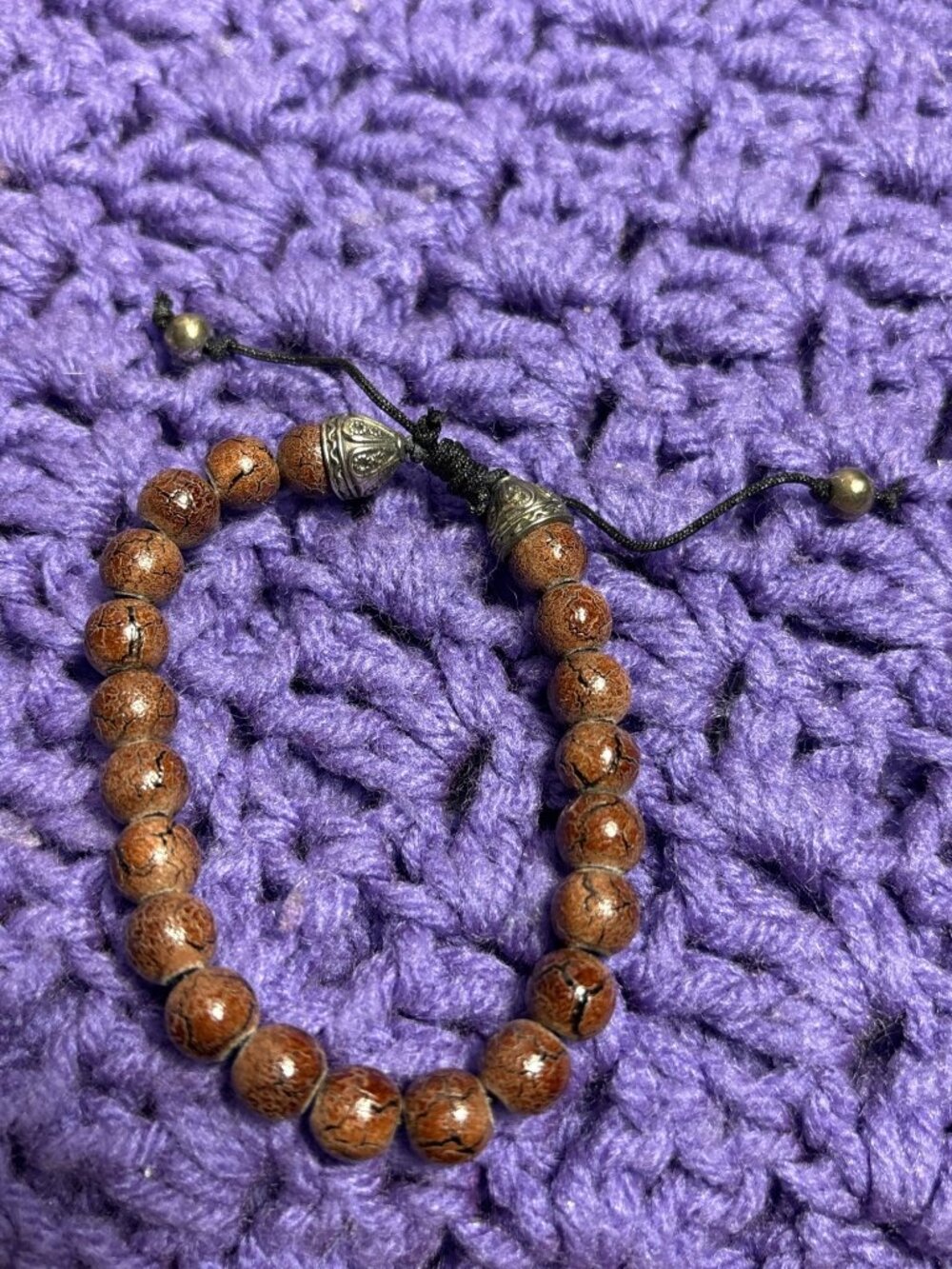 Brown Crackled Stone Beaded Bracelet Adjustable Silvertone Black Cord